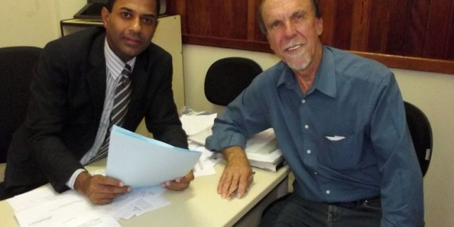O presidente da Câmara Vereador Armando com deputado Zilmar Rocha